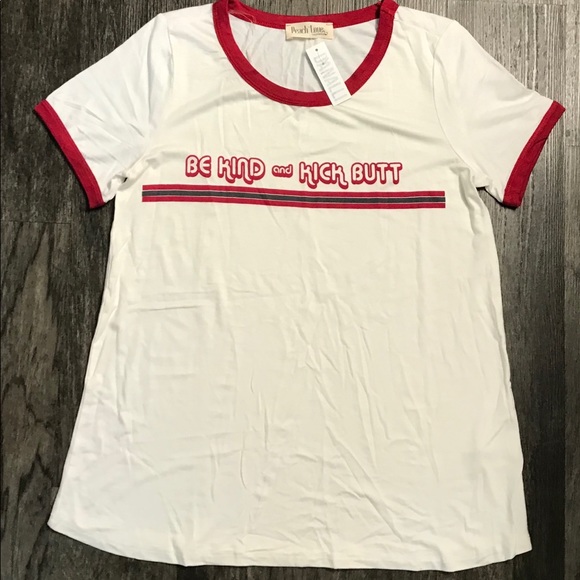 ❤️🤩HP🎉😍 Red Be Kind and Kick Butt T-shirt - Picture 3 of 8